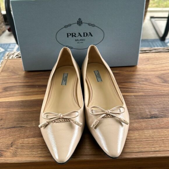 Prada Calzature Donna Pointed Toe Flats 39.5=9.5 - Picture 1 of 16